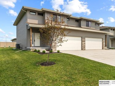 14810 Willow Street, Bennington, NE 68007