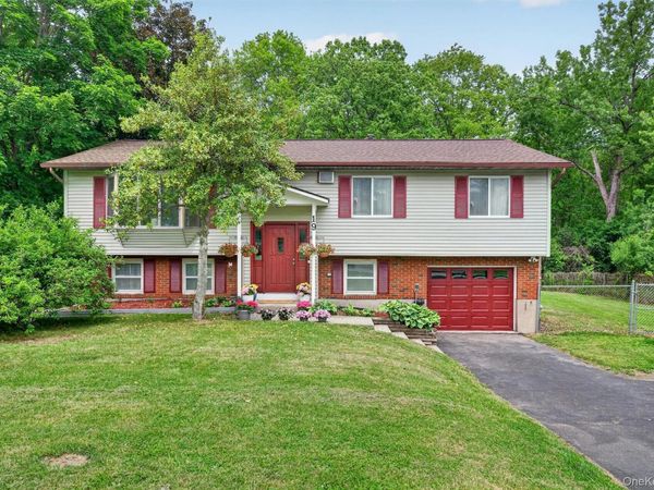 19 Victoria Drive , Newburgh, NY 12550