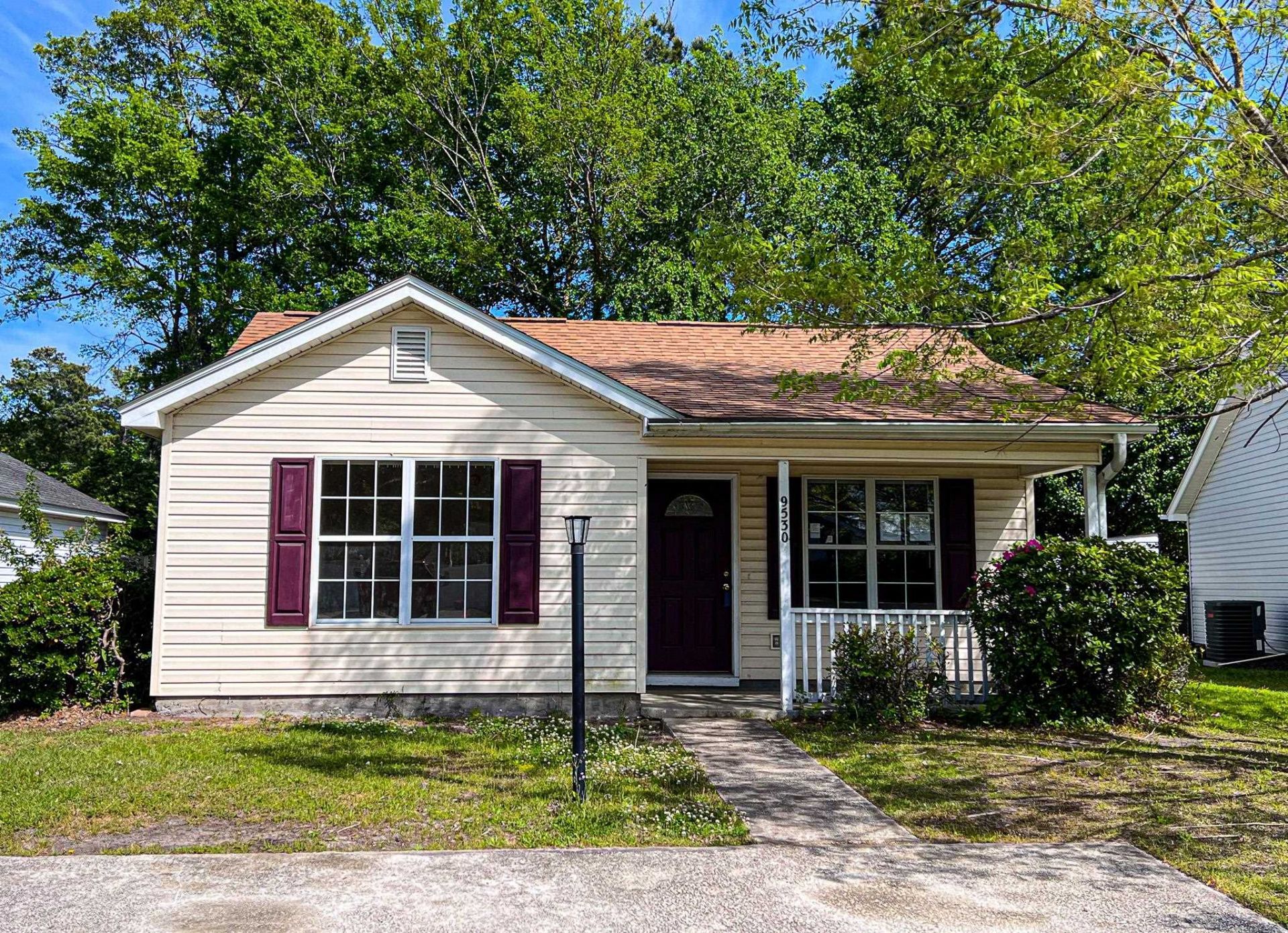 9530 Leeds Circle Photo 2