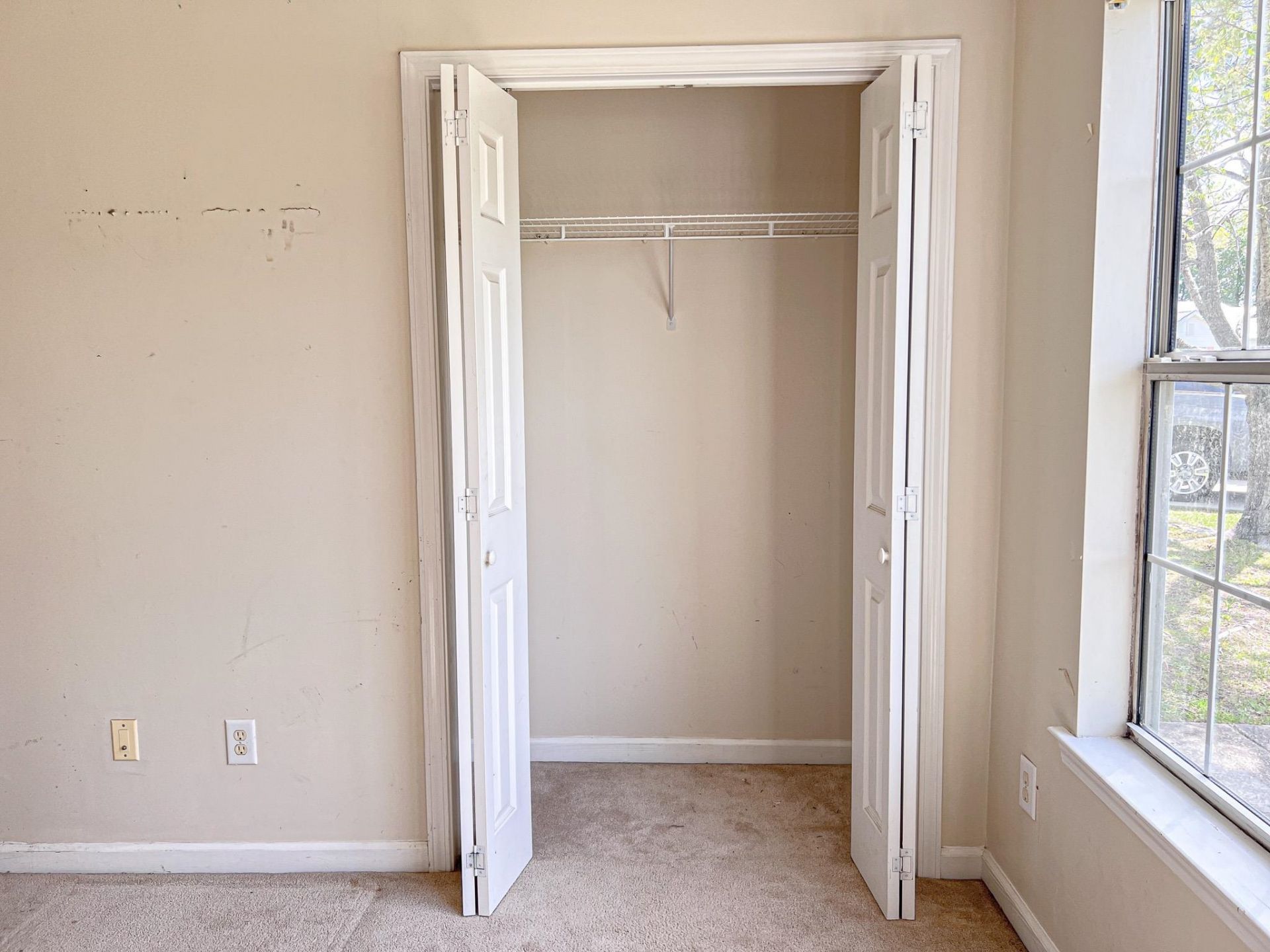 9530 Leeds Circle Photo 21