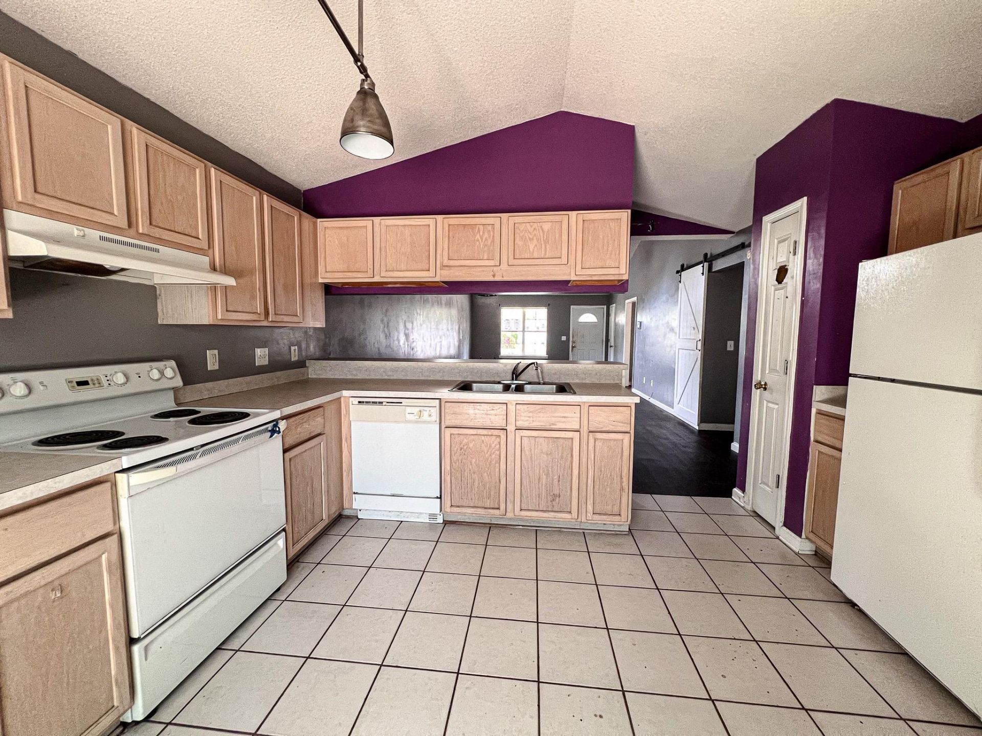 9530 Leeds Circle Photo 8