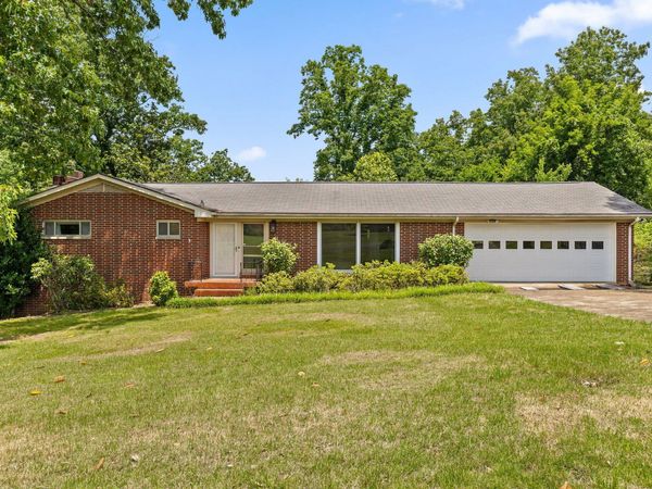 3515 Claremont Avenue, Chattanooga, TN 37412