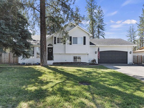 6811 W Johannsen Ave, Nine Mile Falls, WA 99026