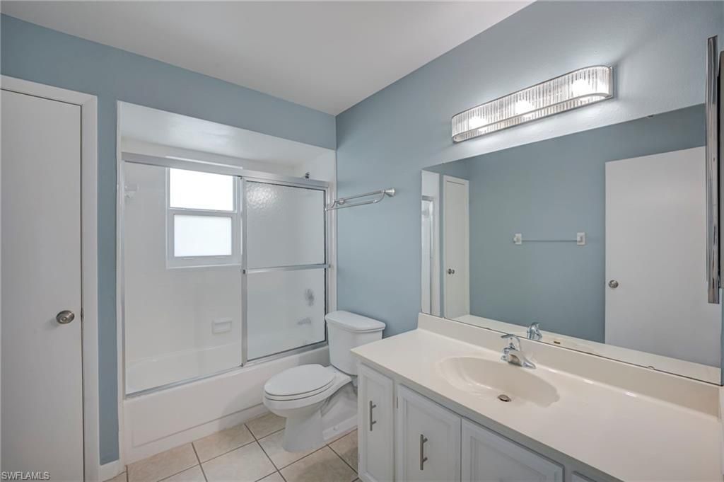 3374 N Key Dr, Unit 5, North Fort Myers, FL 33903 Photo