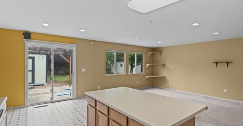 4041 Kings Row, Reno, NV 89503 Photo