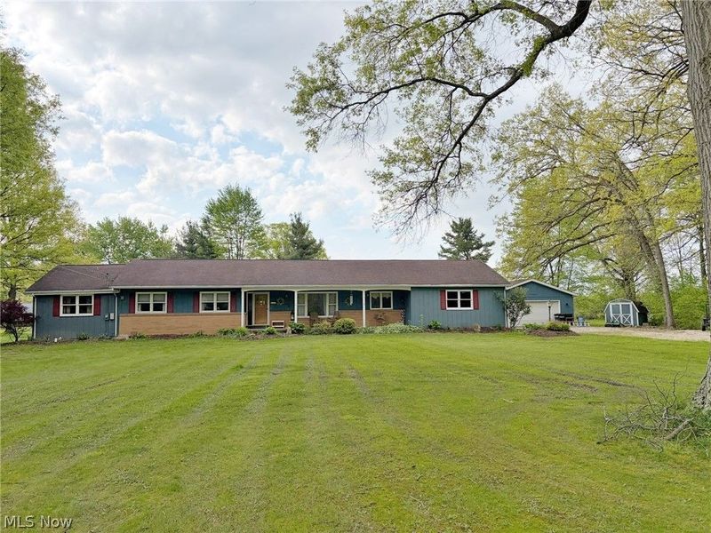 11449 Island Creek Drive, Beloit, OH 44609 Photo 1