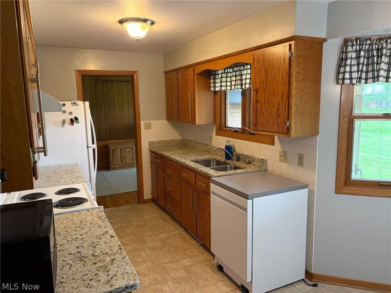 11449 Island Creek Drive, Beloit, OH 44609 Photo 15