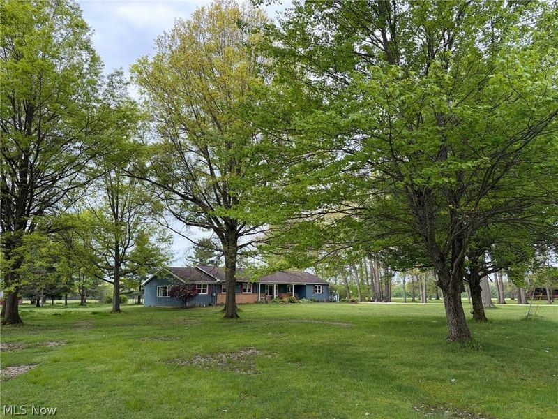 11449 Island Creek Drive, Beloit, OH 44609 Photo 4