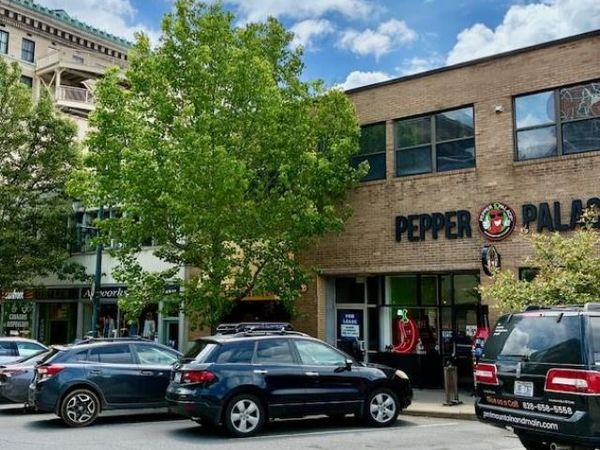 38 1/2 Battery Park Avenue , Asheville, NC 28801