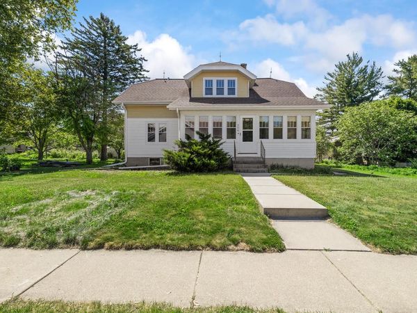 206 Oak STREET, Slinger, WI 53086
