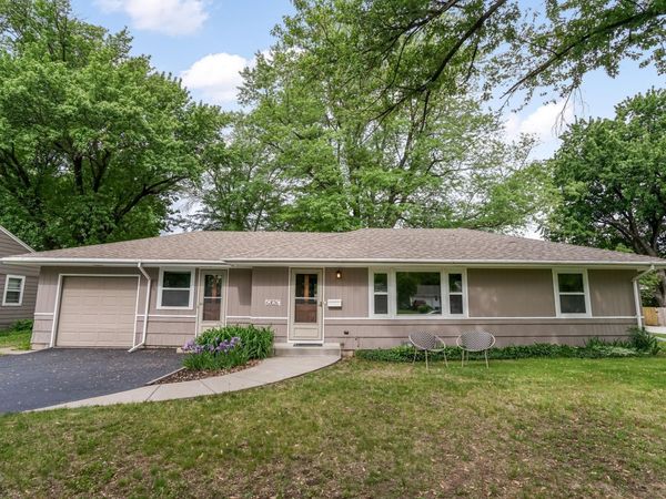 6826 16th Avenue S, Richfield, MN 55423