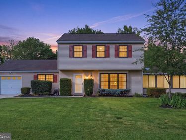 2049 HAWTHORNE LANE, HATFIELD, PA 19440