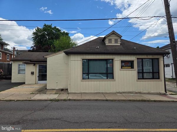318 STATE STREET, POTTSTOWN, PA 19464