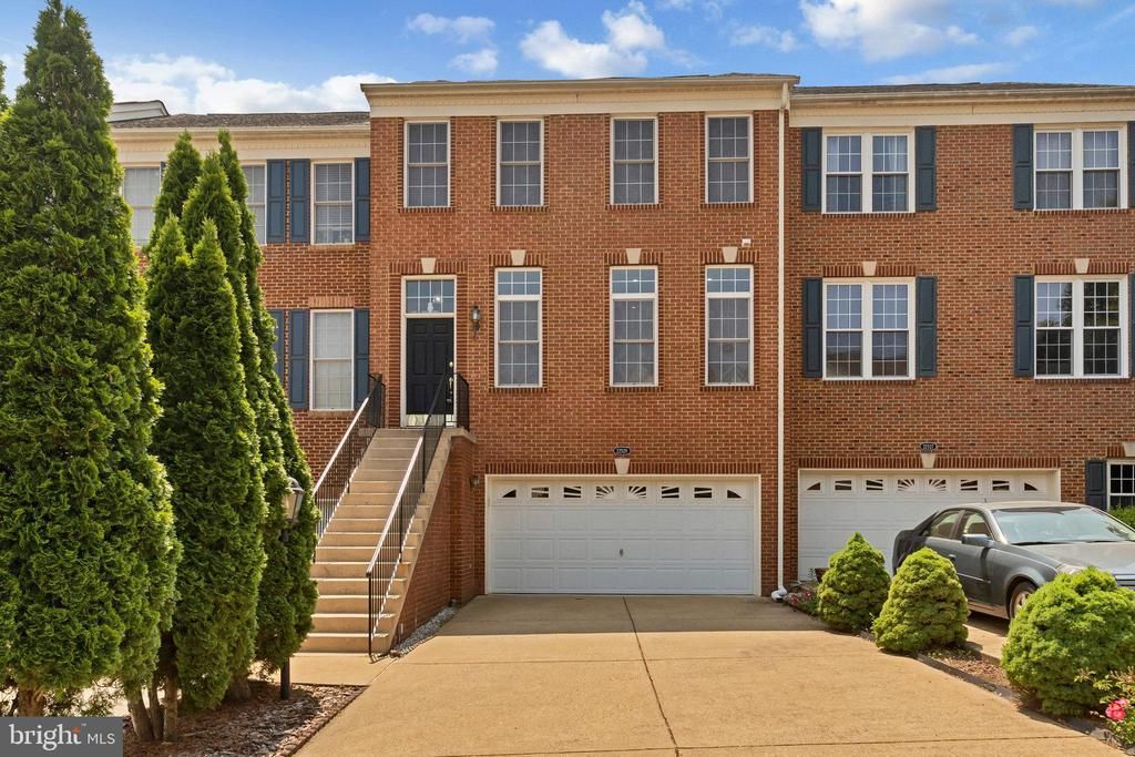 22529 Welborne Manor Square, Ashburn, VA 20148 Main Photo