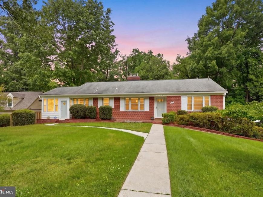 228 Northwest Terrace , Silver Spring, MD 20901 Main Photo