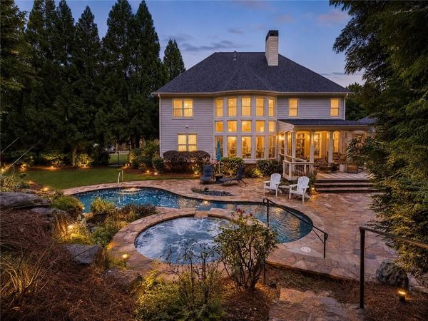 5415 Noble Valley Court , Suwanee, GA 30024