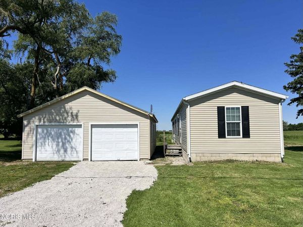 15840 County Road 8 , Findlay, OH 45840