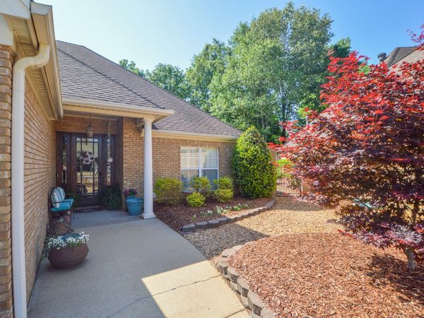 115 Chelsia, Starkville, MS 39759