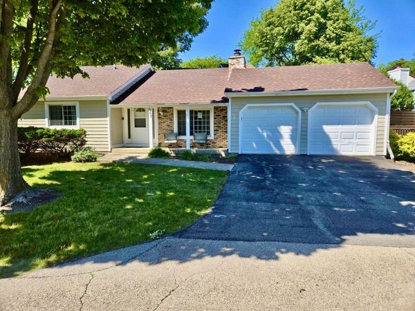 649 WILBUR Court , Unit 649, Gurnee, IL 60031