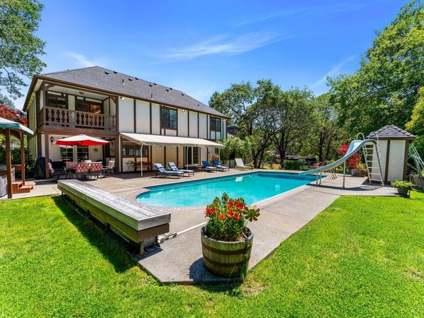 180 Horseshoe Drive, Grants Pass, OR 97526
