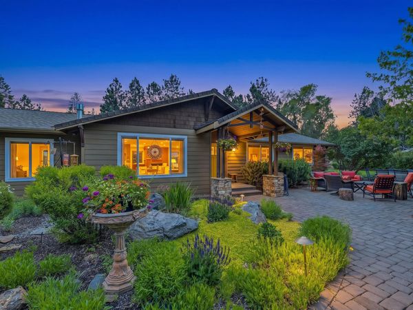 21721 Filly Court, Bend, OR 97702