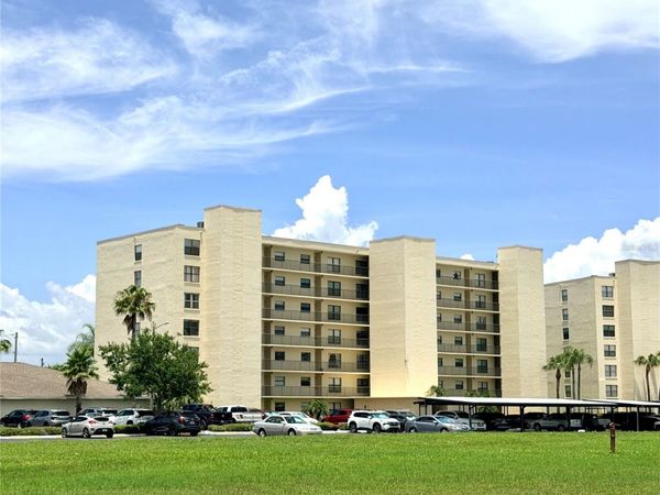 1000 COVE CAY DRIVE, Unit 4D, CLEARWATER, FL 33760