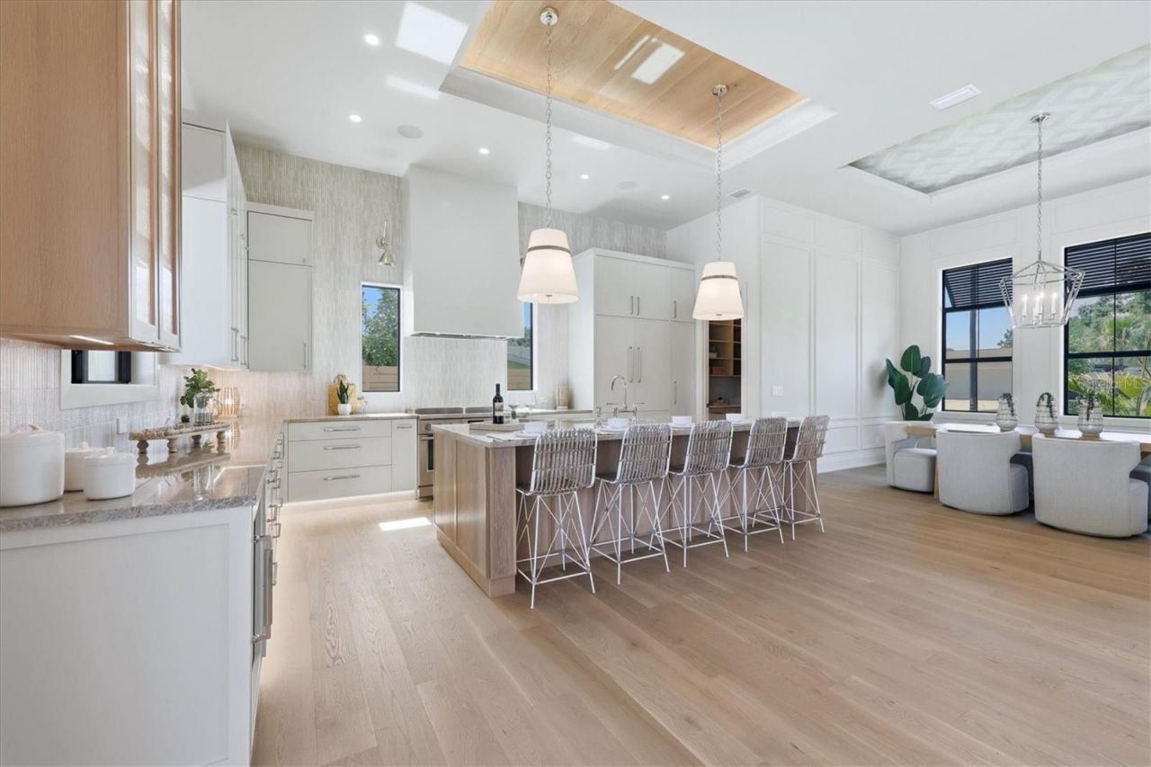 2531 Wisteria Street, Sarasota, FL 34239 Photo