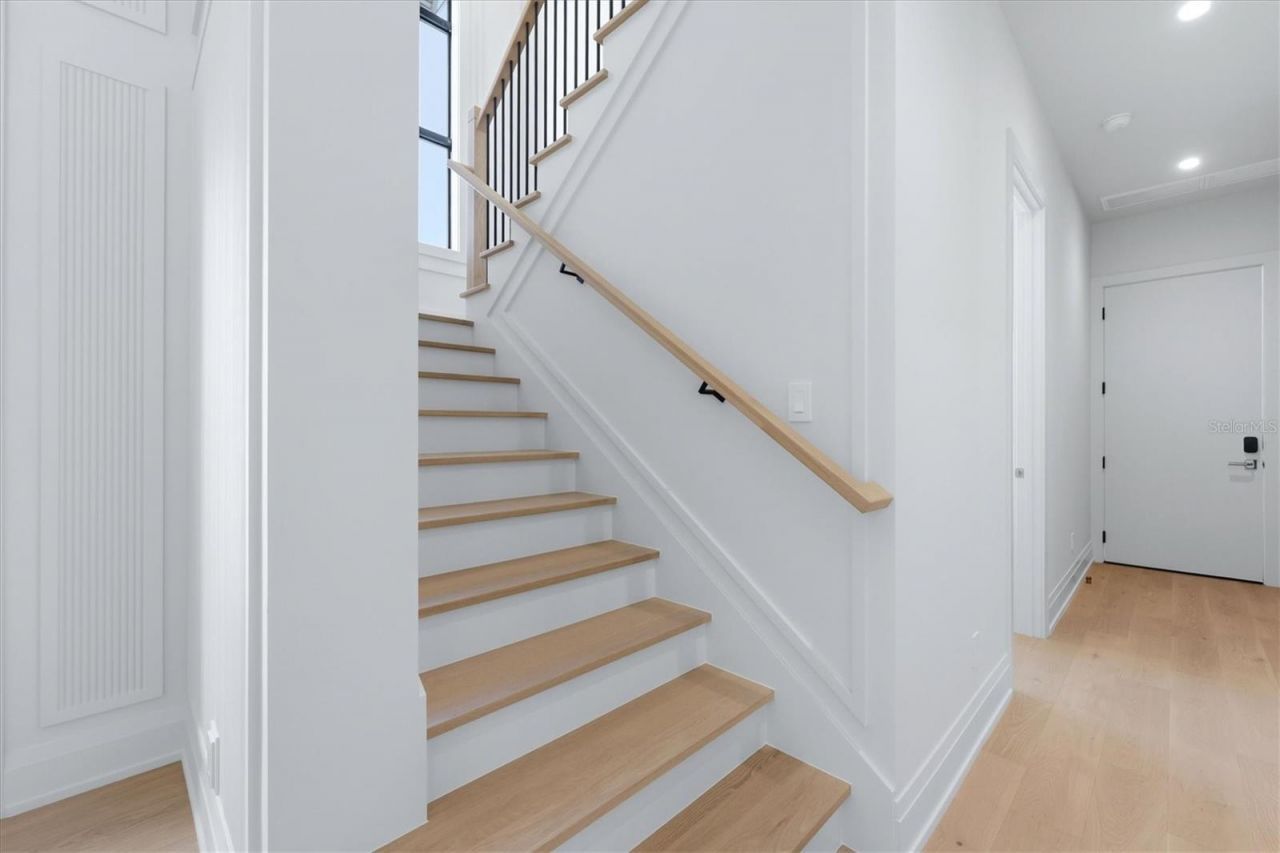 2531 Wisteria Street, Sarasota, FL 34239 Photo