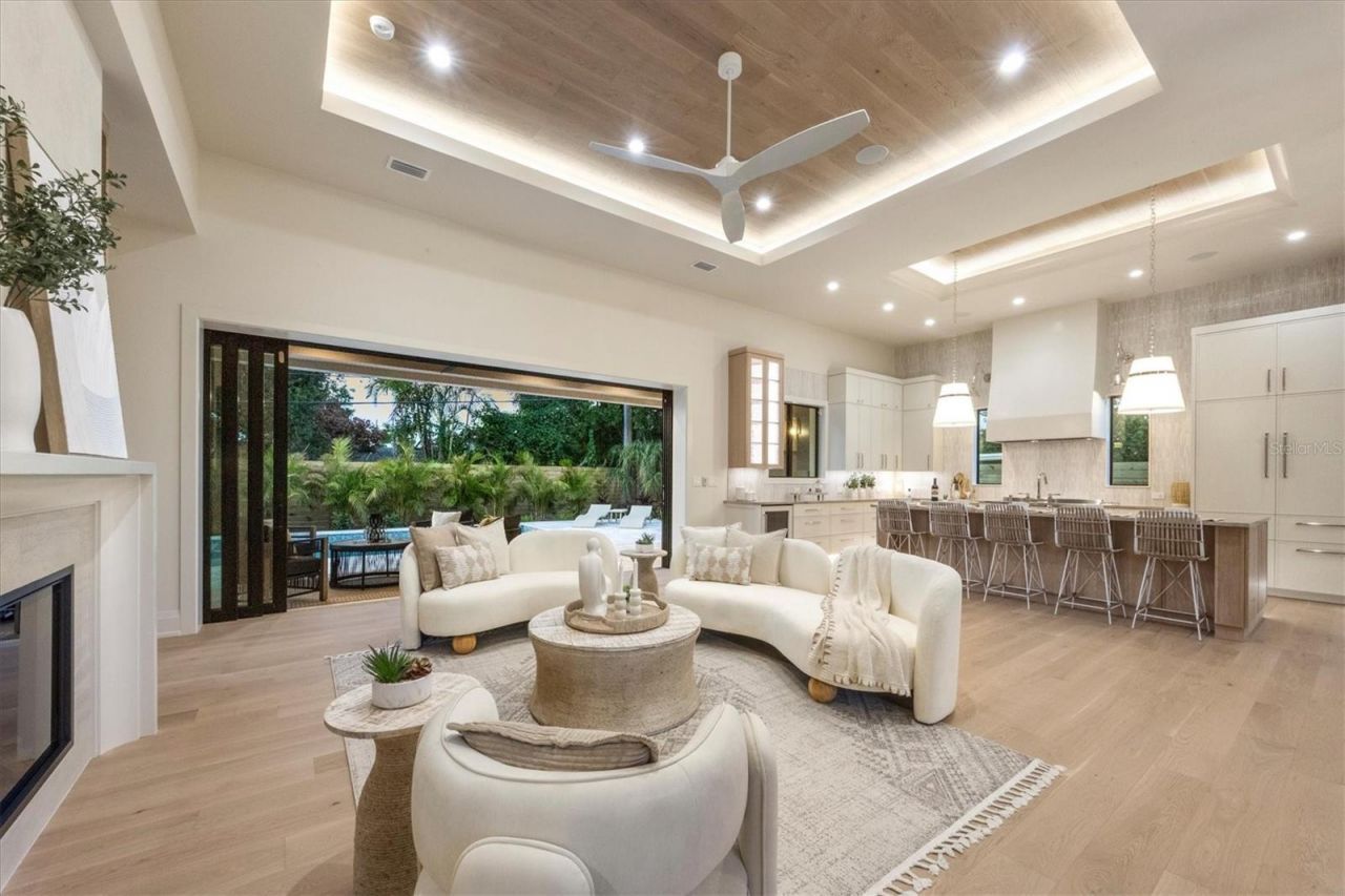 2531 Wisteria Street, Sarasota, FL 34239 Photo