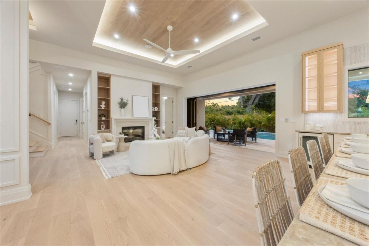 2531 Wisteria Street, Sarasota, FL 34239 Photo