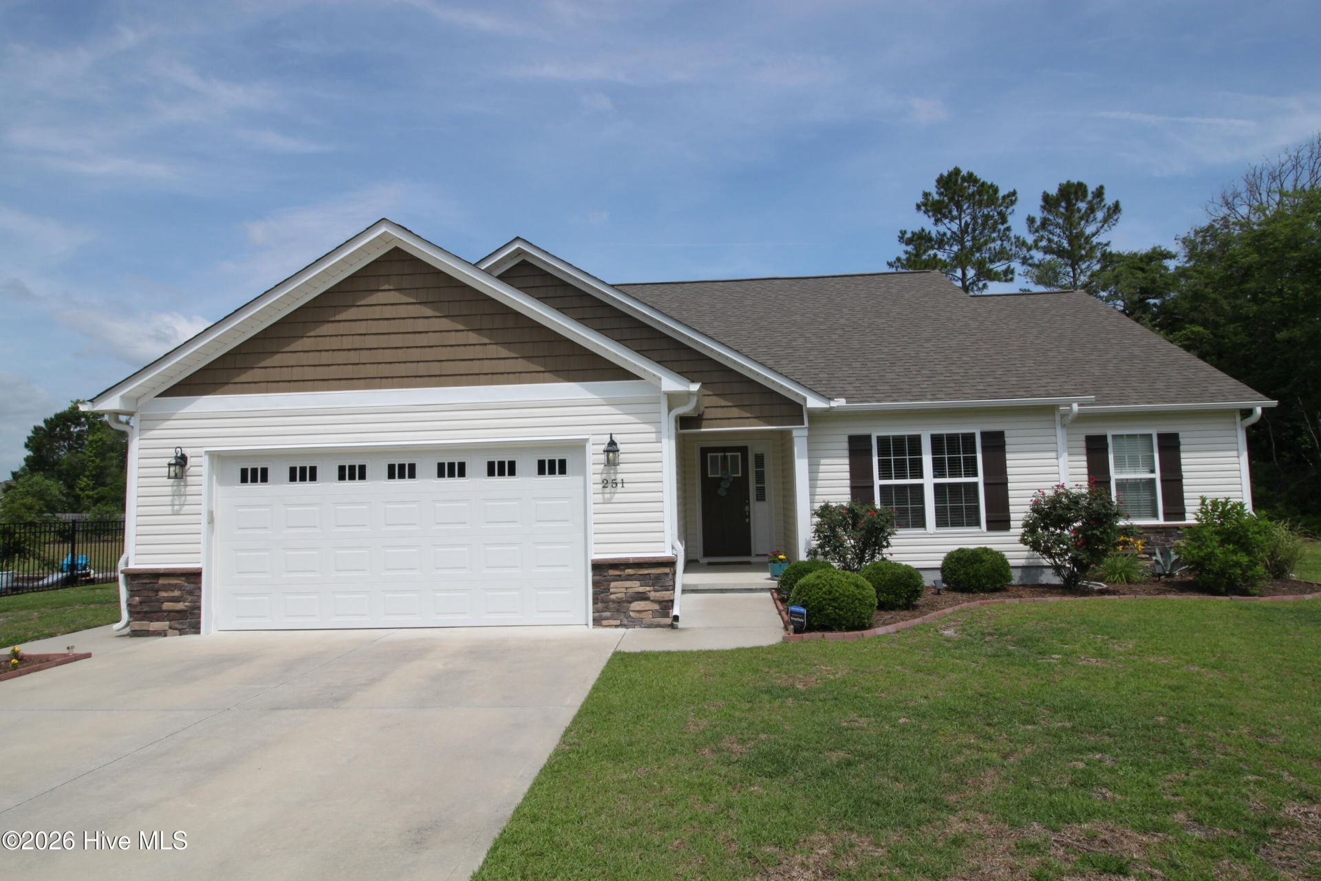251 Patriot Drive, Newport, NC 28570 Main Photo