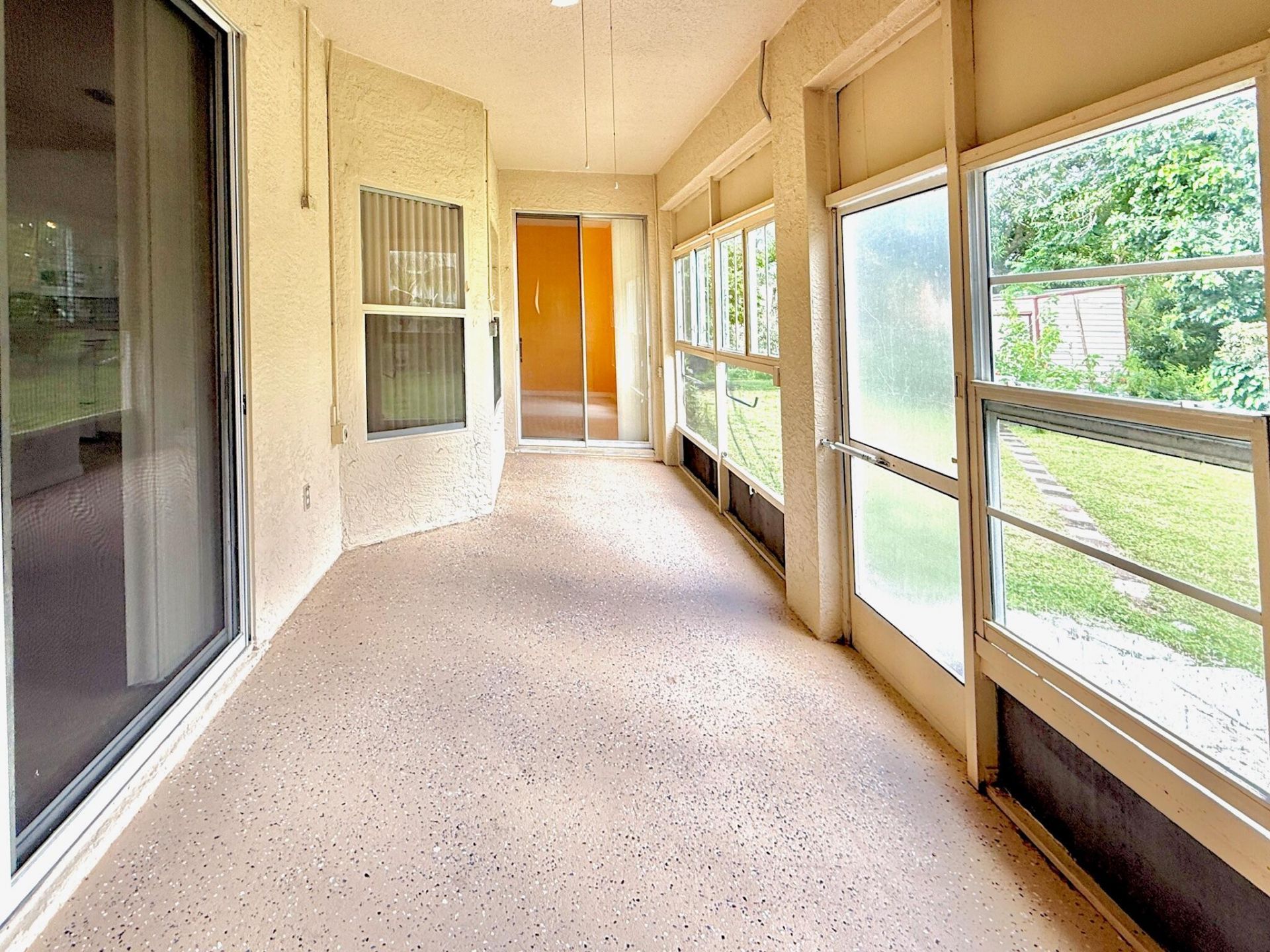 332 SW Glenwood Drive, Port Saint Lucie, FL 34984 Photo