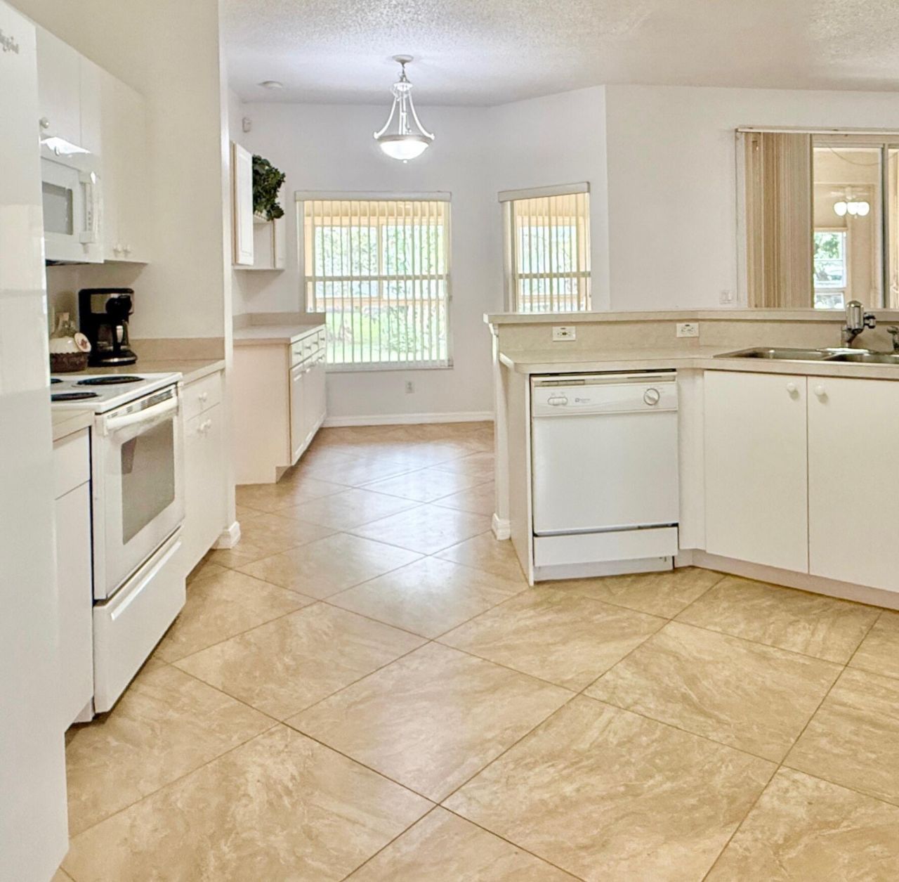 332 SW Glenwood Drive, Port Saint Lucie, FL 34984 Photo