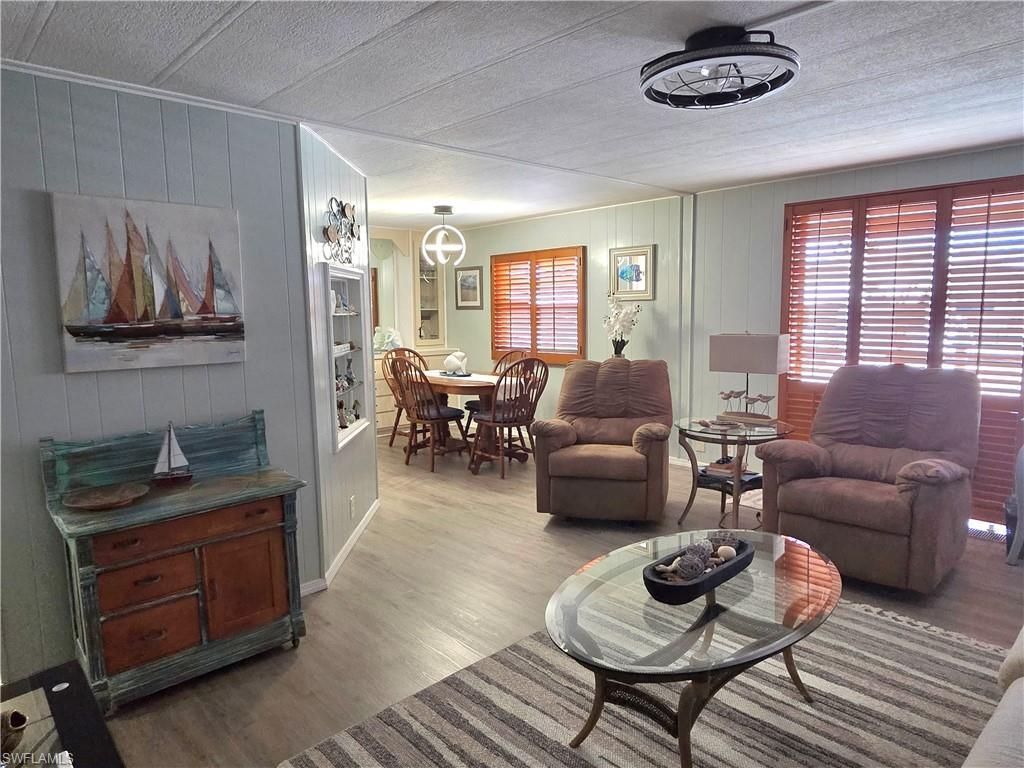 575 Winning Way, North Fort Myers, FL 33917 Photo