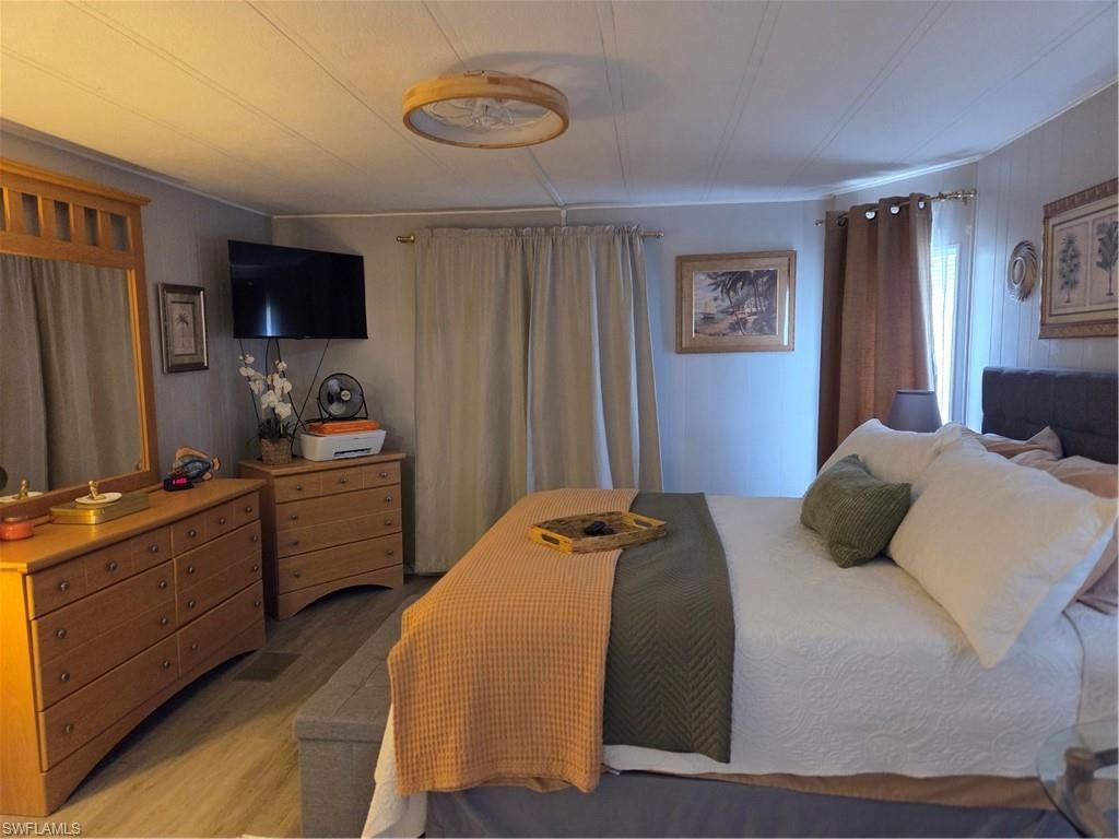 575 Winning Way, North Fort Myers, FL 33917 Photo