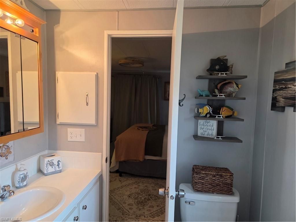 575 Winning Way, North Fort Myers, FL 33917 Photo