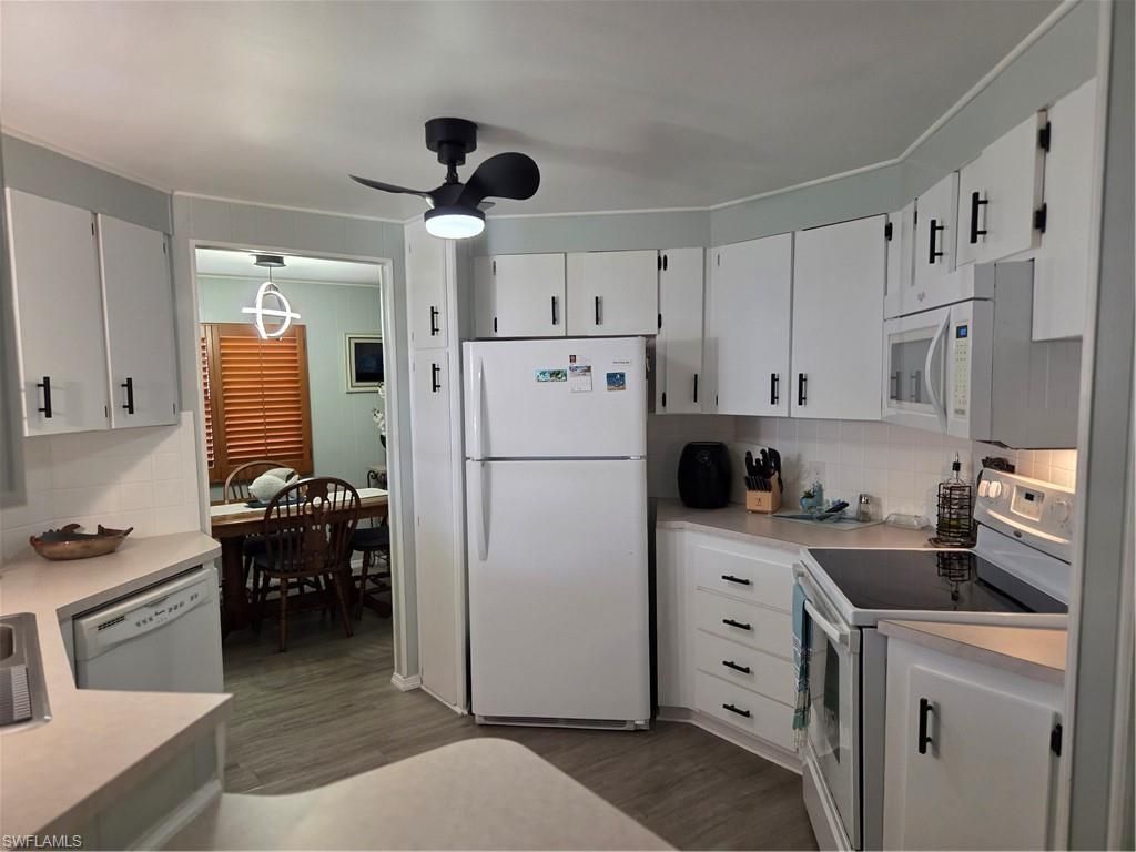 575 Winning Way, North Fort Myers, FL 33917 Photo