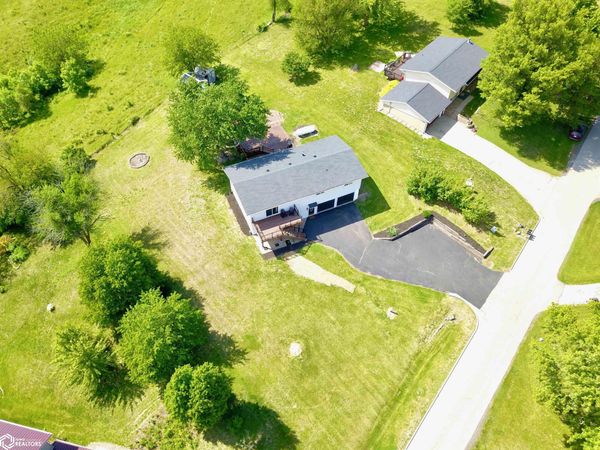 21 Eagle Drive, Oakland Acres, IA 50112