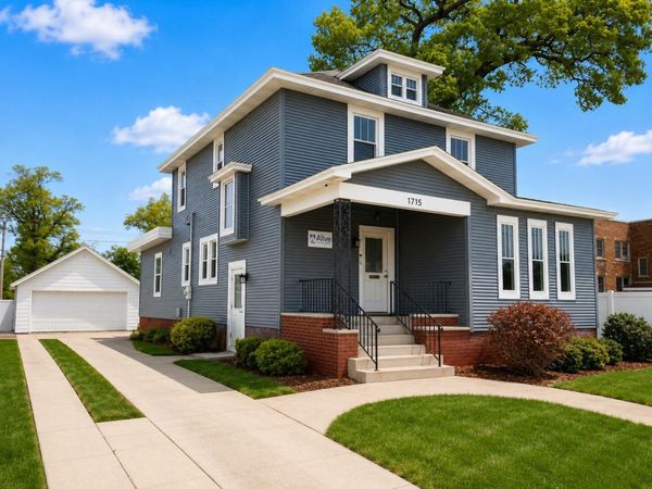 1715 Peck Street, Muskegon, MI 49441