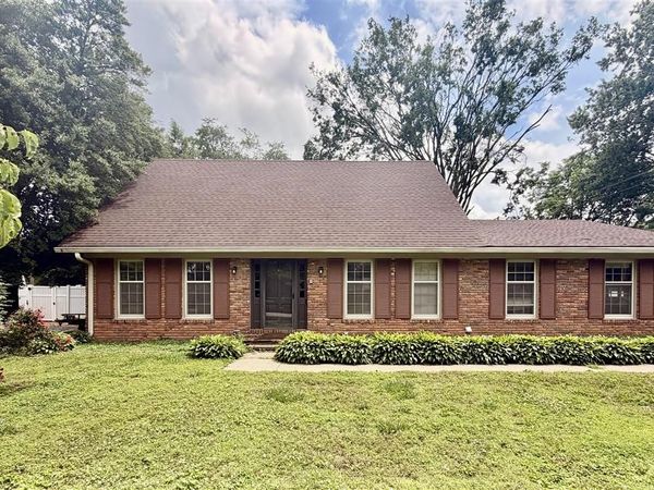 1513 Sherwood Drive , Bowling Green, KY 42103