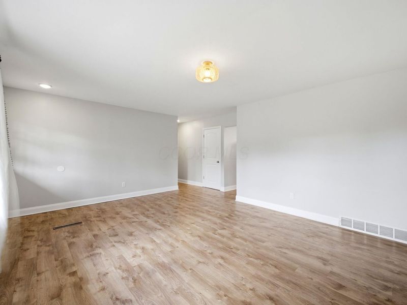 1157 Briarcliff Road, Reynoldsburg, OH 43068 Photo 5