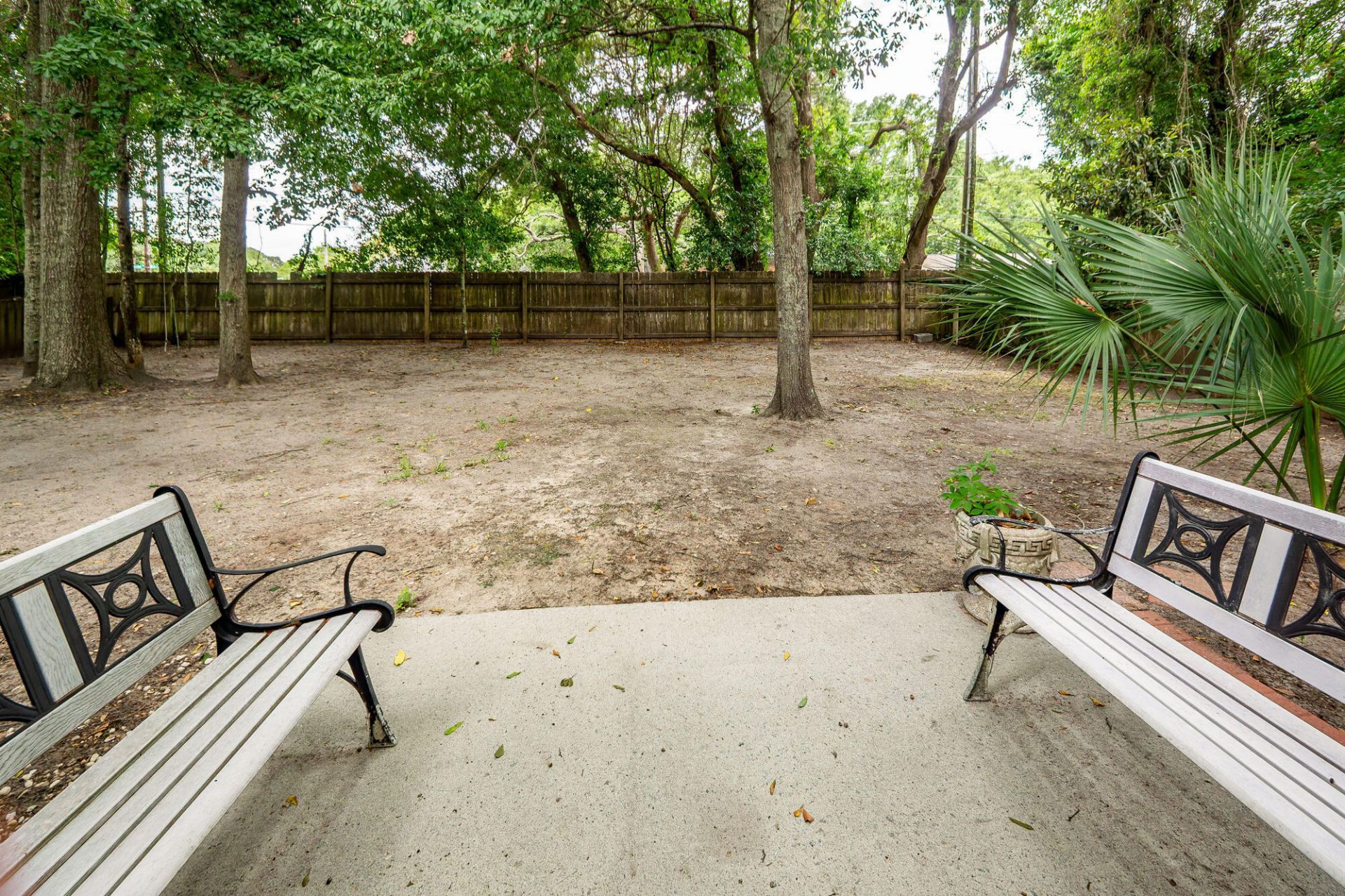 615 Majestic Oak Drive Photo 43