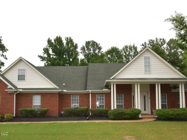 616 Ridge View Drive, Hernando, MS 38632