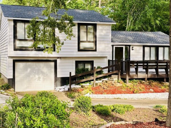 121 Kings Ridge Drive, Peachtree City, GA 30269