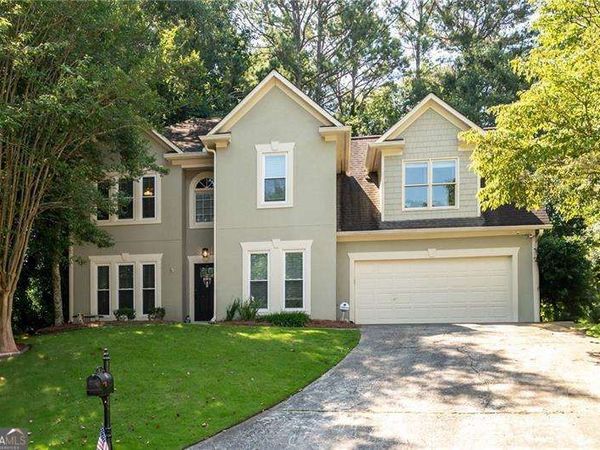 502 Huntgate Road, Woodstock, GA 30189