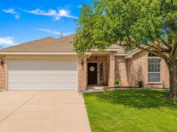 604 W Sheila Circle , Joshua, TX 76058