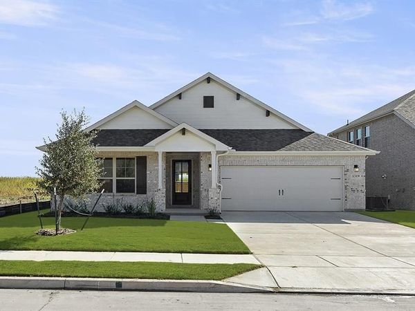 2727 Teton Street, Corinth, TX 76210