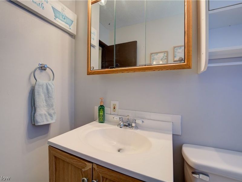 3805 N Hogan Drive, Lorain, OH 44053 Photo 14