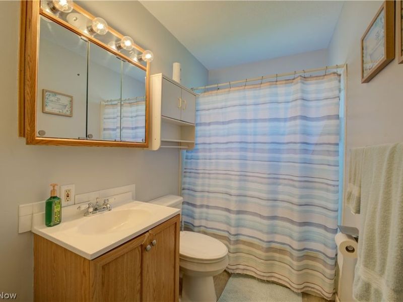 3805 N Hogan Drive, Lorain, OH 44053 Photo 15