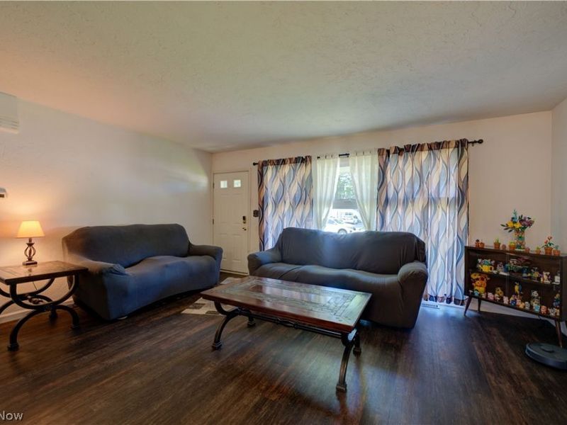 3805 N Hogan Drive, Lorain, OH 44053 Photo 3
